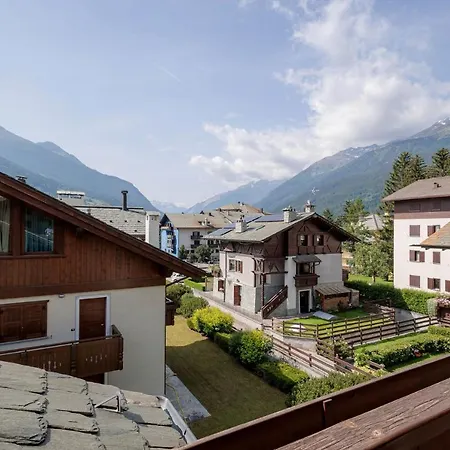 Revo - Santa Barbara1 Appartement Bormio